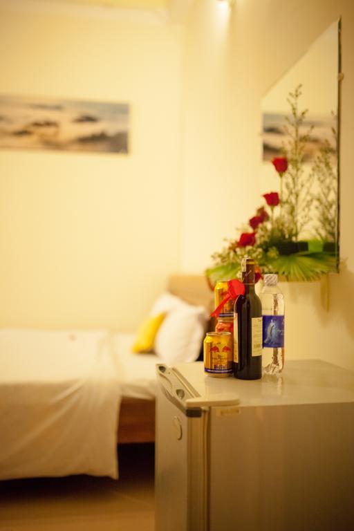 Happy Day 1 Hotel Da Lat Room photo