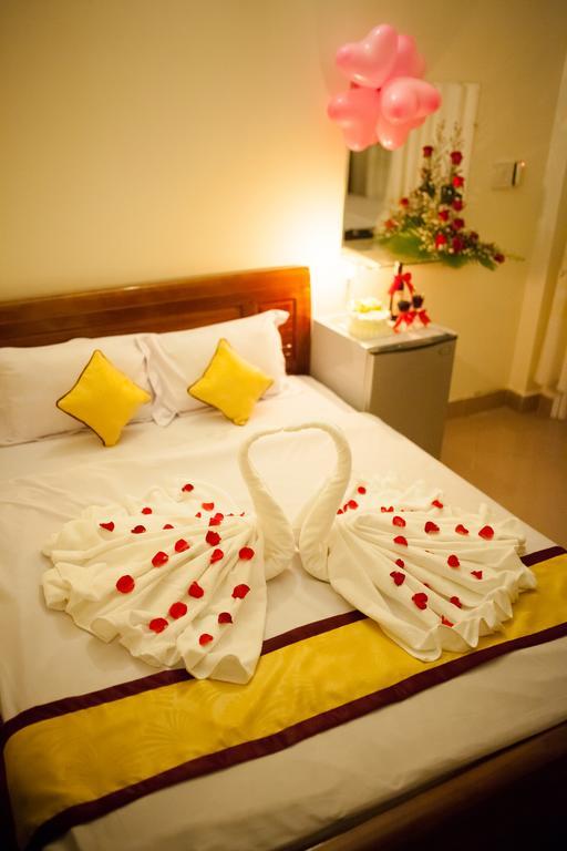 Happy Day 1 Hotel Da Lat Room photo